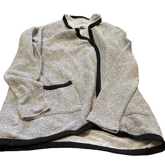 Three Dots Open Front Oversized Knit Cardigan Size Medium
Soft stretchy material - Picture 1 of 8